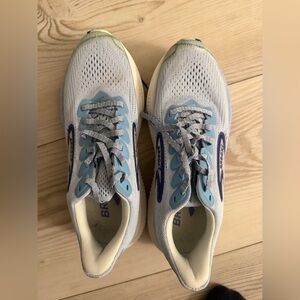Brooks Ghost 17